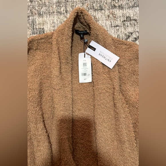 Dynamite Robe - Picture 3 of 4